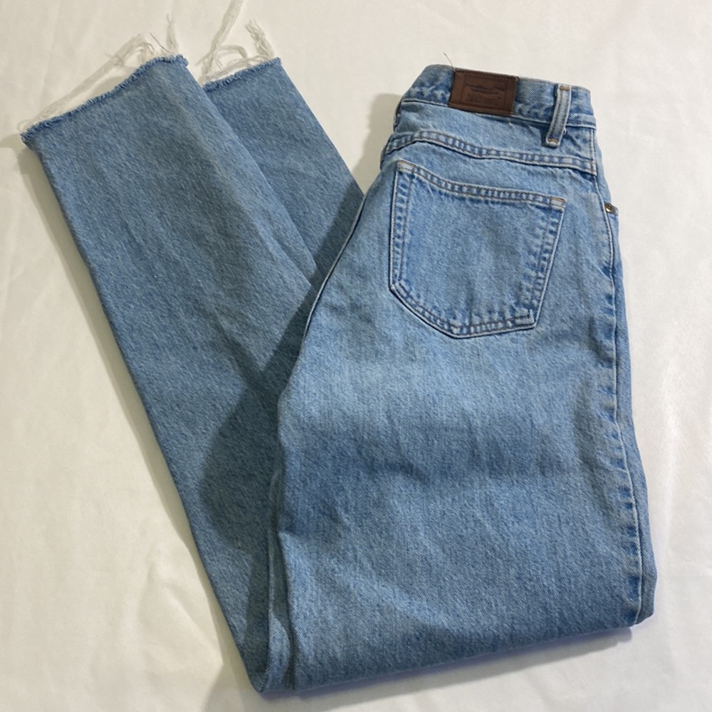 LL Bean woman’s high rise jeans size 10T